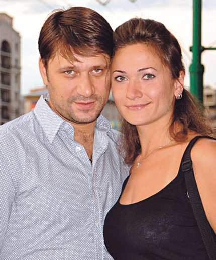 Виктор Логинов (Гена Букин) с женой Ольгой