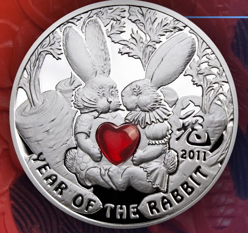 Монета два влюбленных кролика